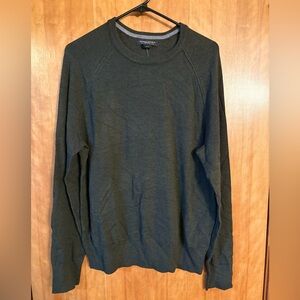Banana Republic Men's Grey Crewneck Sweater
